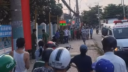 Tấp xe vào lề, người đàn ông co giật rồi tử vong ngay sau đó