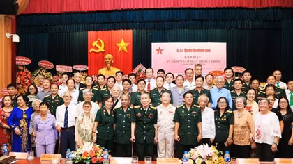 Báo QĐND gặp mặt kỷ niệm 70 năm Ngày phát hành số báo đầu tiên