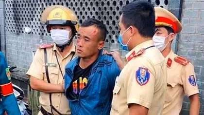 "Tóm gọn" tên cướp ngay chốt kiểm soát phòng chống dịch