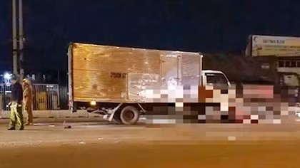 Người đàn ông bị xe tải cuốn vào gầm tử vong