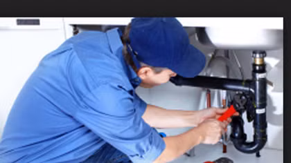 Giả thợ sửa ống nước trộm 340 triệu đồng