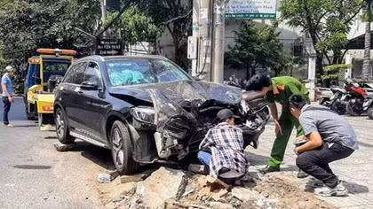 Thực nghiệm hiện trường vụ lái xe Mercedes phê ma túy tông chết người