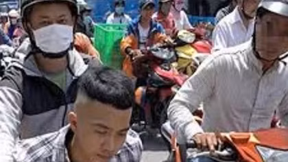 Truy đuổi qua nhiều quận bắt 2 tên cướp nhí