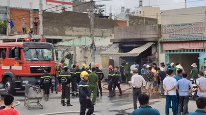 Rò rỉ khí gas, quán cơm bùng cháy trước giờ ăn trưa