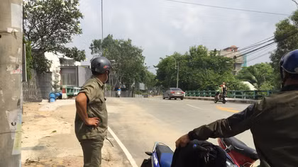 Chế xăng lên người châm lửa đốt, 1 người chết, 1 nguy kịch