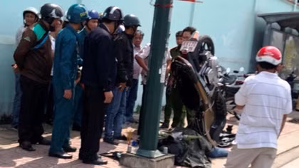 Tử vong vì tông xe vào cột đèn chiếu sáng