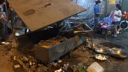 Lớn tiếng thách thức sau khi tông sập quán ốc