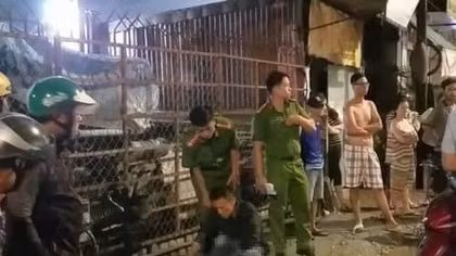Đi bộ mua xăng nửa đường ngã khụy, tử vong
