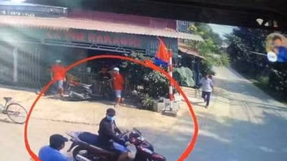 Phát hiện nghi can bắn chết 4 người trong trường gà