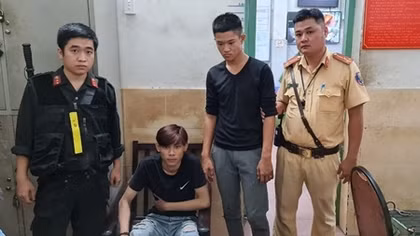 Cảnh sát quyết liệt truy đuổi 2 tên cướp giật nghiện ma túy