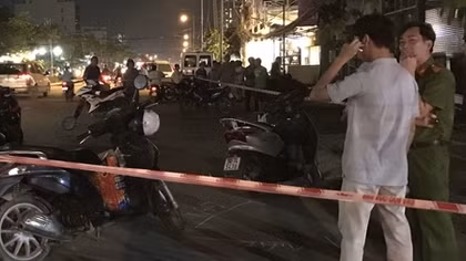 Nhân viên pha chế đâm chết người vì va quẹt giao thông