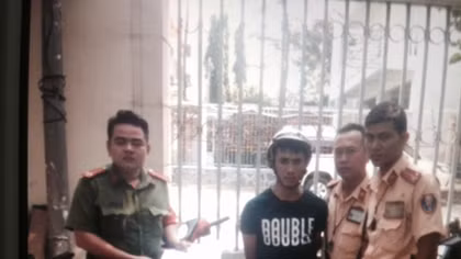 Đi ”ăn hàng” gặp CSGT truy bắt