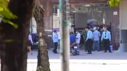 Nợ tiền lô đề 200 triệu, nam thanh niên mang xăng đi cướp ngân hàng 