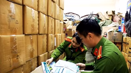 4 tấn thuốc bảo vệ thực vật hết date được sửa ngày đem bán