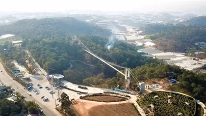 Ra “tối hậu thư” cho cầu đáy kính không phép ở Đà Lạt