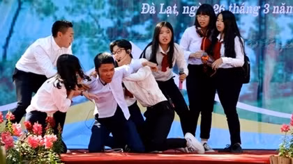 Hơn 1 nghìn học sinh tham gia buổi tuyên truyền phòng chống tội phạm 