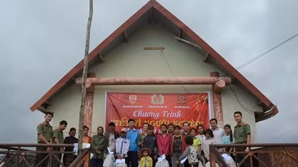 Sâu nặng nghĩa tình với đồng bào nghèo Tây Nguyên