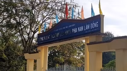 Hiệu trưởng tham ô 11 tỷ, thủ quỹ treo cổ tự tử