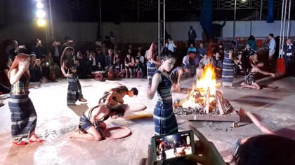 Lần đầu tiên tôn vinh thổ cầm người K’ho, Châu Mạ