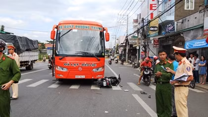  Xe buýt Phương Trang tông chết người