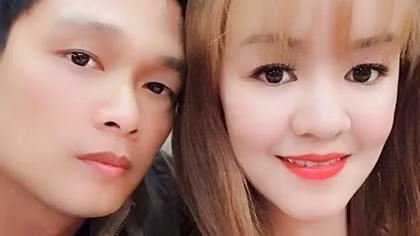 Bắt nữ MC xinh đẹp tổ chức đánh bạc