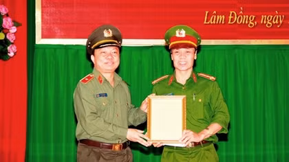  Khen thưởng vụ phá án giết người phi tang ở Lâm Đồng