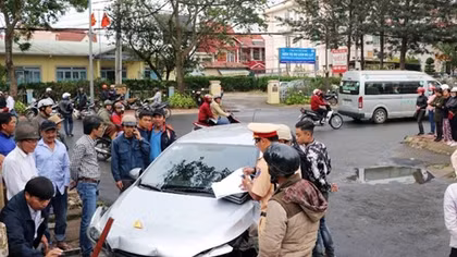 Người đàn ông lái xe 4 chỗ gây tai nạn liên hoàn tại TP Đà Lạt