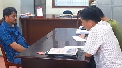 Đau lòng cha mẹ viếng đám ma mà không biết là con mình