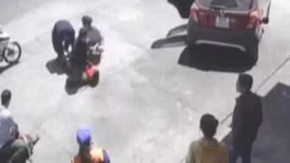CSGT và Công an xã bắt cướp như trong phim