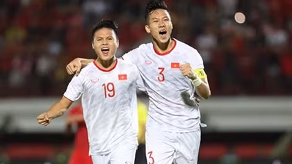 HLV Park Hang-seo: "Khổng Minh" của làng bóng