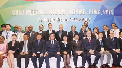 Họp chung của bốn Nhóm công tác APEC
