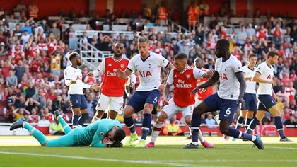 Derby London: Pháo thủ cầm hòa Spur