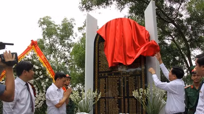 Khánh thành bia tưởng niệm liệt sỹ tại đồi Pháo thủ
