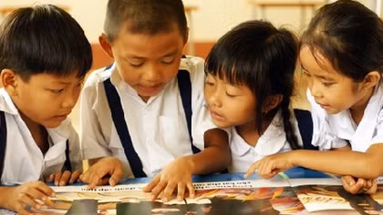 Trẻ chọn sách hay ipad, phụ thuộc vào cha mẹ