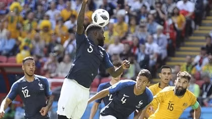 Pháp 2 - 1 Australia: Pogba sắm vai người hùng