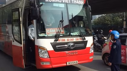 Tước phù hiệu xe khách cố tình tái phạm