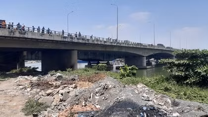 Phát hiện thi thể bị đốt cháy dưới chân cầu Đồng Nai