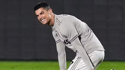 Ronaldo "tịt ngòi", Juventus thành cựu vương