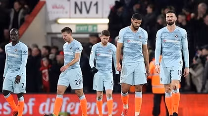 Chelsea thất bại tan nát trong ngày ra mắt của Higuain