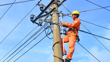 Nguy cơ thiếu điện vì nhiều dự án chậm tiến độ