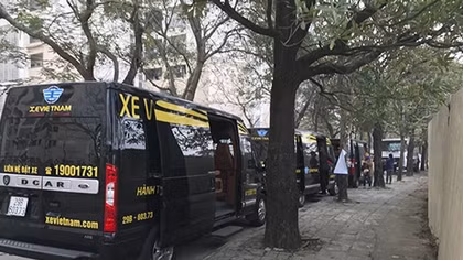  Nới điều kiện cho xe taxi, “siết” xe hợp đồng