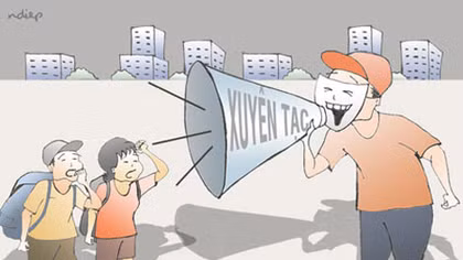 Đằng sau những bài viết của văn sĩ “trở cờ”