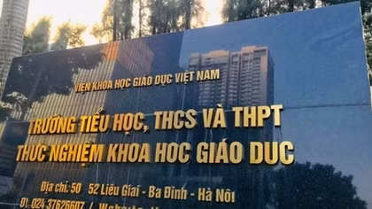 Lập đoàn kiểm tra về việc có giòi trong suất ăn của học sinh Trường Thực nghiệm