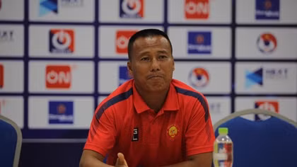 Thua trận, HLV Thanh Hóa "tố" trọng tài thiên vị chủ nhà