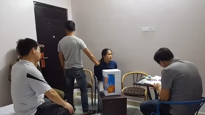 Vừa ra tù về tội mua bán ma túy lại tiếp tục vận chuyển 5 bánh heroin