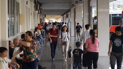 Bến xe không đông người trong ngày cuối kỳ nghỉ lễ