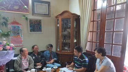 Hy hữu chuyện hàng rào tôn “nuốt” vỉa hè gần 8 năm