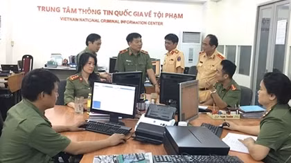 Chiến công thầm lặng từ những trang hồ sơ