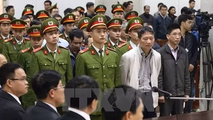 Ông Đinh La Thăng bị phạt 13 năm tù, buộc bồi thường 30 tỷ đồng