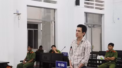 Giết vợ vì dám đánh con
